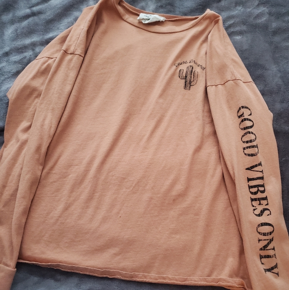 Long sleeve shirt
